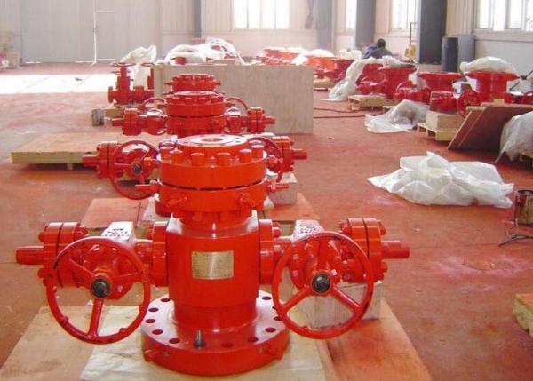 High Hardness Oil Wellhead Equipment Casing Head Housing Assembly Standard Structure