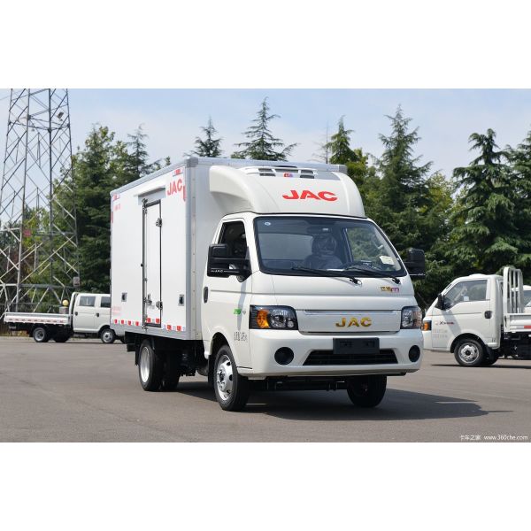 130HP JAC Refrigerated Truck for Transportation 4x2 GVW≤5T Diesel Fuel Refrigeration