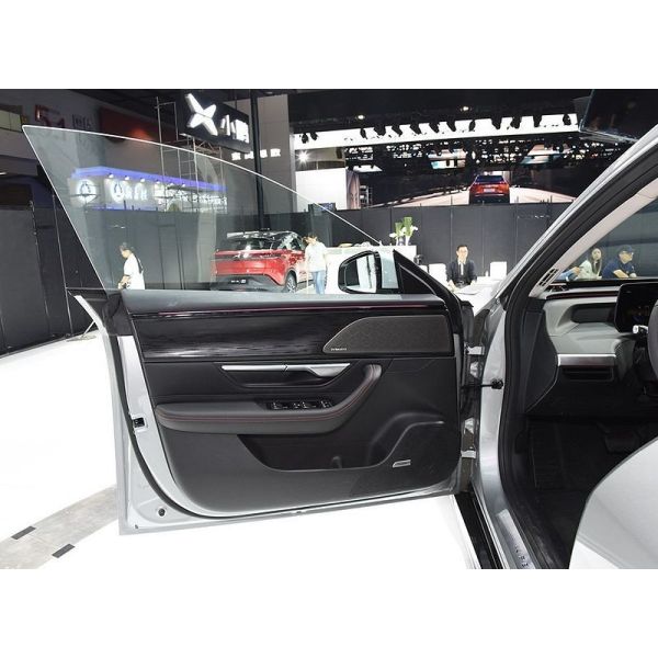 Автомобиль Xpeng P7 Nedc 2WD 4WD 480 умного лимузина электрический ряд 586 670 706km