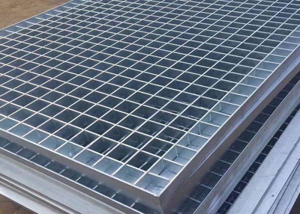 Anti Rust Anti Slip Steel Grating 100mm Serrated Style Hot Dip Galvanized