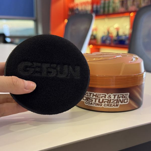 Deep Moisturizing Leather Conditioner with Protective Coating and Non-Sticky Formula for Automotive and Household Leather
