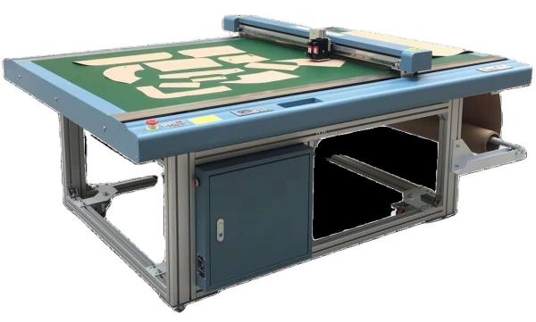 Machine de découpe de tissu en maille, panneau en mousse PVC et tissus non tissés avec épaisseur de coupe ≤ 3 mm