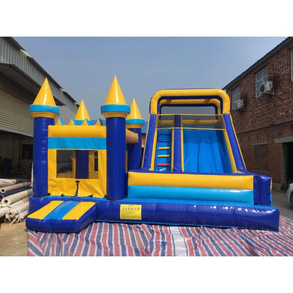 Giant Bounce House Wet Or Dry Combo No Color Fading No Scratch Long Service Life