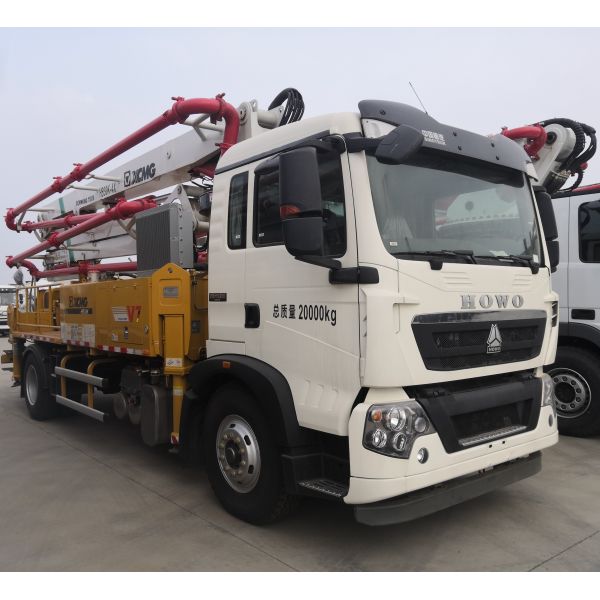 Sinotruk Factory price 6x4 52m HB52V schwing concrete pump remote control truck mounted mixer concrete pump pipe
