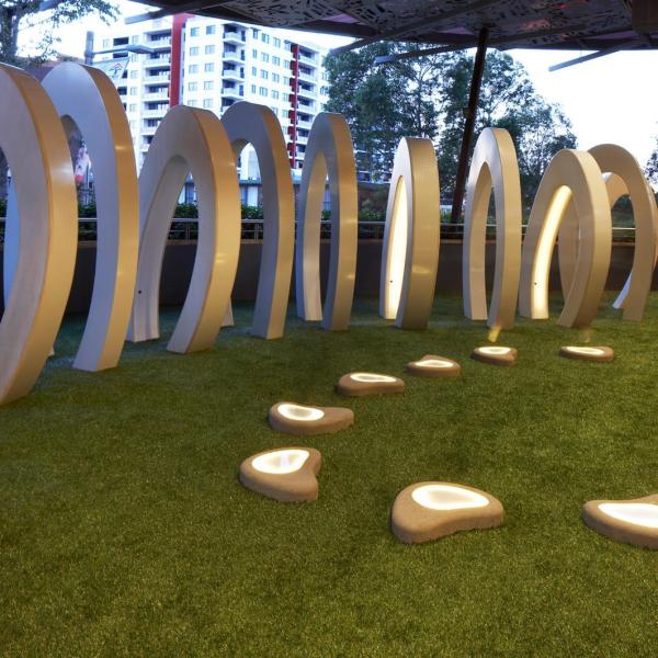 Custom Public Outdoor Modern Decorative Steel Sculpture Metal Statue Manufacturer/Factory