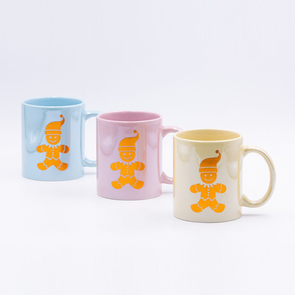 330ml Bulk Ceramic Christmas Mugs Personalized Electroplated Laser Decal Fired For Gift Shops