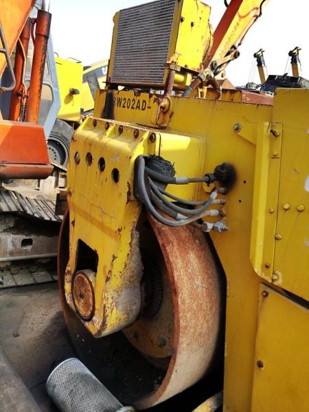 bomag   BW202 compator used road roller germany roller compact four tires roller  deutz engine