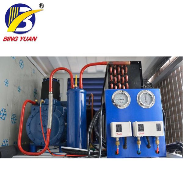 Commercial 120mm Solar Power Containerized Cold Room , Cold Room Food Storage