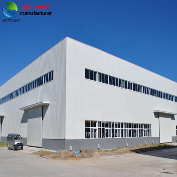 Almacén de acero galvanizado por inmersión en caliente con correas CZ y paneles sándwich