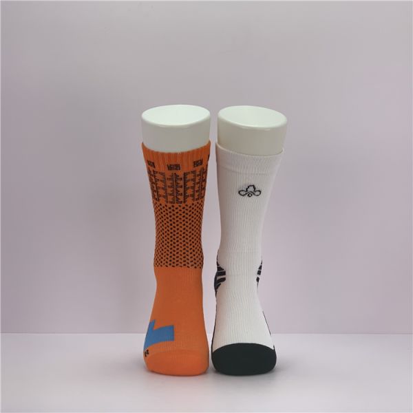 High Ankle Outdoor Sport Yoga Socks with Breathable Design and Coloured Options