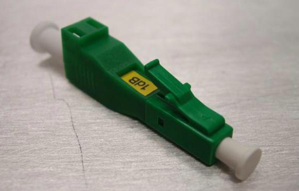 LC APC Fiber Optic Attenuator Plug In Type Compatible With All Standard Optic Equipment