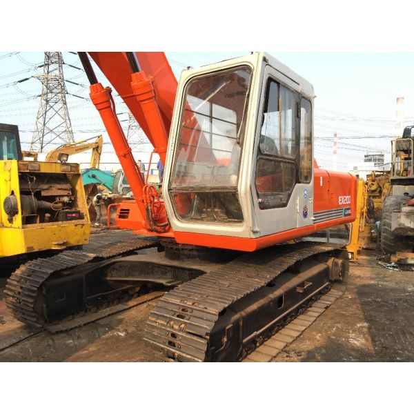 Hitachi EX200-1 Used Crawler Excavator With 0.7M3 Bucket