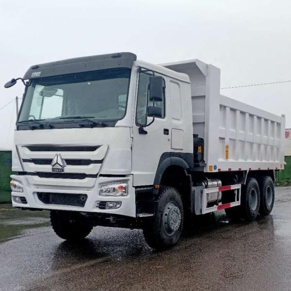 Instalação no local de um camião de descarga de 50 toneladas com tanque de carga de 5,3 a 6,2 metros e pneu 12R22,5