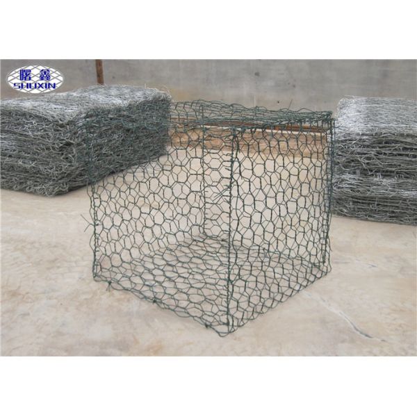 Покрытые пластмассой клетки стены Габион/шестиугольный утес заполнили клетки Габион