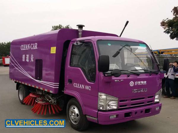 Diesel ISUZU Road Sweeper Truck 2000L Water Tank 3000L Sewage Dusty Tank