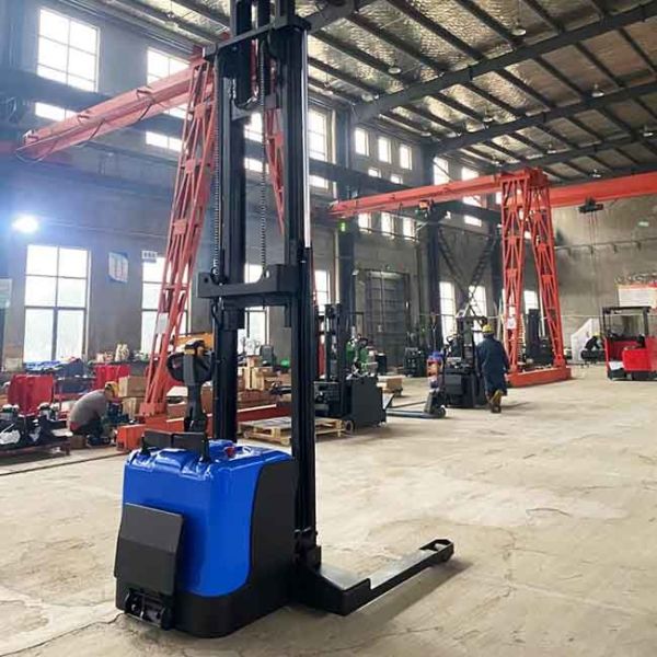 Standing Electric Straddle Pallet Stacker SGS Battery Operated Pallet Stacker