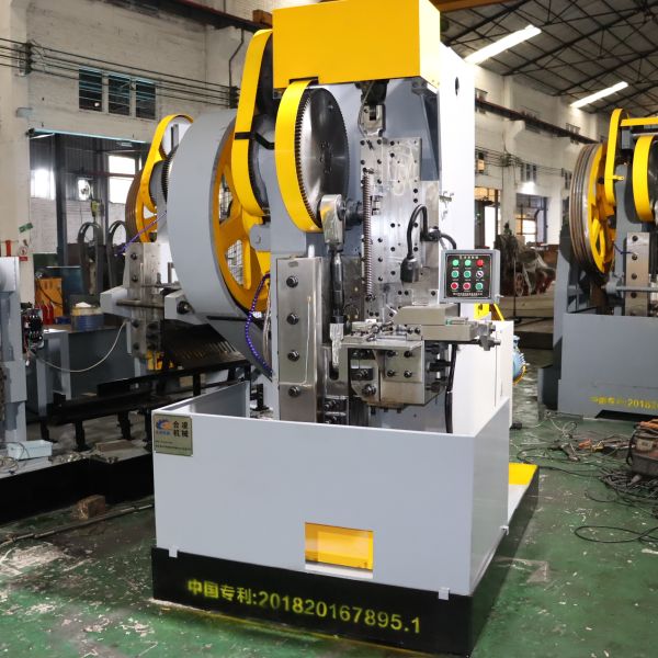 Low Consumption High Speed Straightening Cutter Automatic Bolt Thread Rolling Equipment