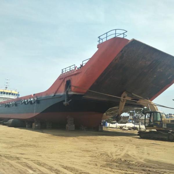 O navio que lança o rolo de borracha natural ensaca Marine Floating Rubber Airbag Made em China