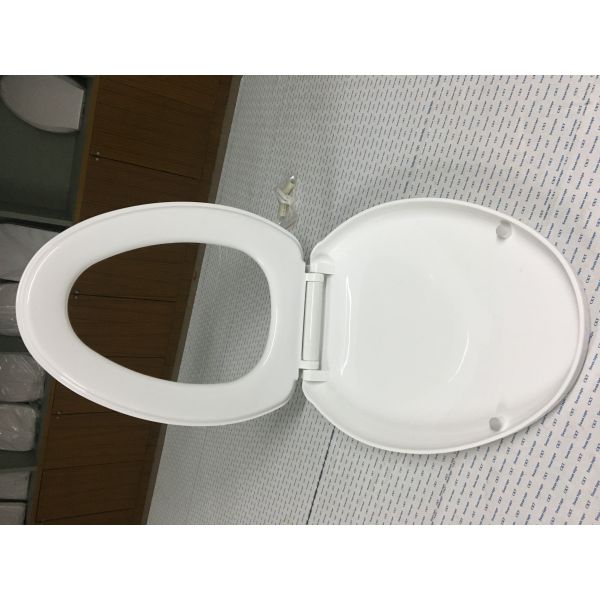 Contemporary Style Universal Toilet Lid Cover , Toilet Bowl Top Cover Quick Cleaning