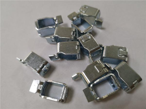 Emboutissage de précision en métal pour pince de bornier M2.5 M3 M5 M6