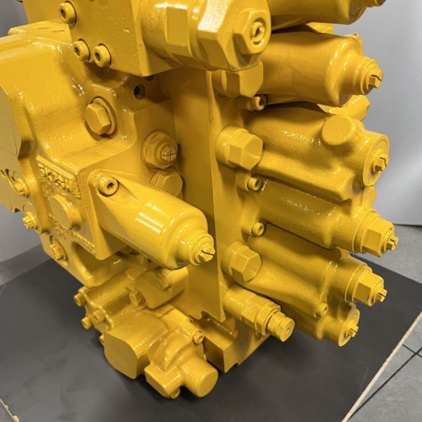 723-47-26103 Válvula de control Fittings de Komatsu PC300 PC350 PC360 Tokugawa Remanufacturing Hidráulico GID