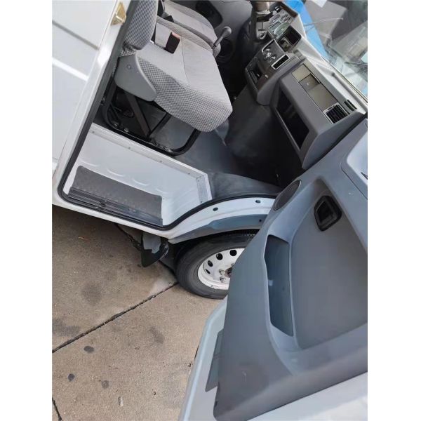 130 км / ч Дизель IVECO Подержанные автобусы, Евро IV Подержанный 10-местный фургон