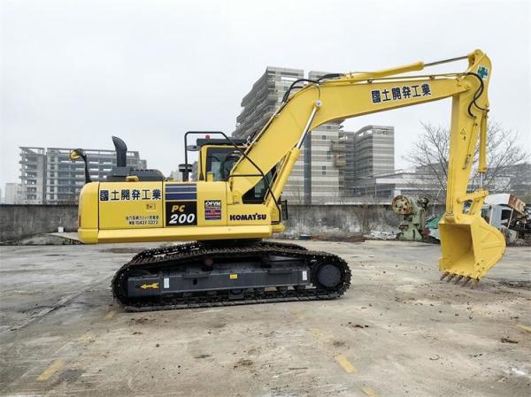 Robust Design Used 20 Ton Excavators Komatsu PC200-8 Excavator With Cummins Engine