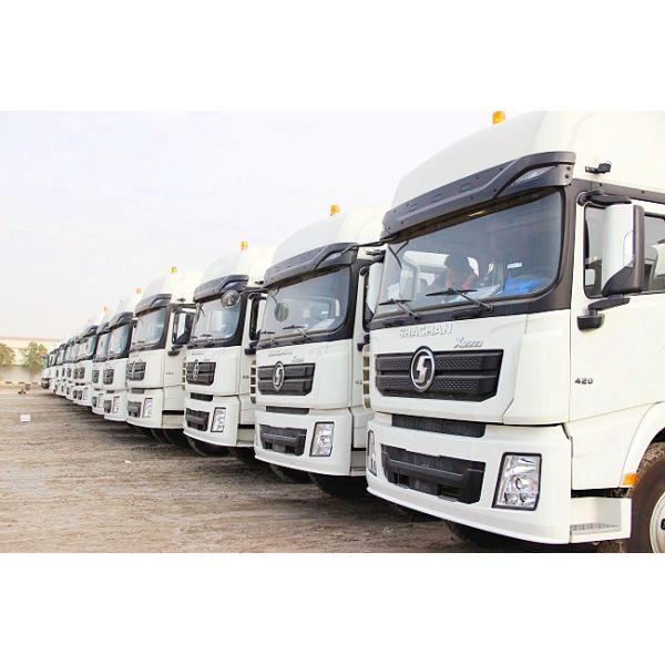 Сварочный трактор SHACMAN перевозит X3000 модель на грузовиках 6*4/10 колес