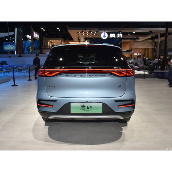 2023 BYD TANG EV 4WD AWD SUV with 635KM Electric Range and Fast Charge Time of 0.5H