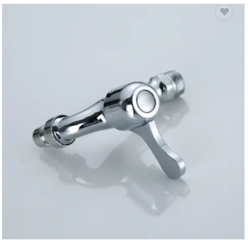 Медленная катушка цинковый смеситель покрытый хромным палубой монтированный бассейнный смеситель для классической ванной