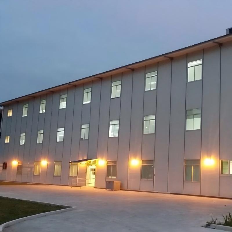 Multi-Story High Rise Fashion Design Prefabricated Steel Structure Office Building