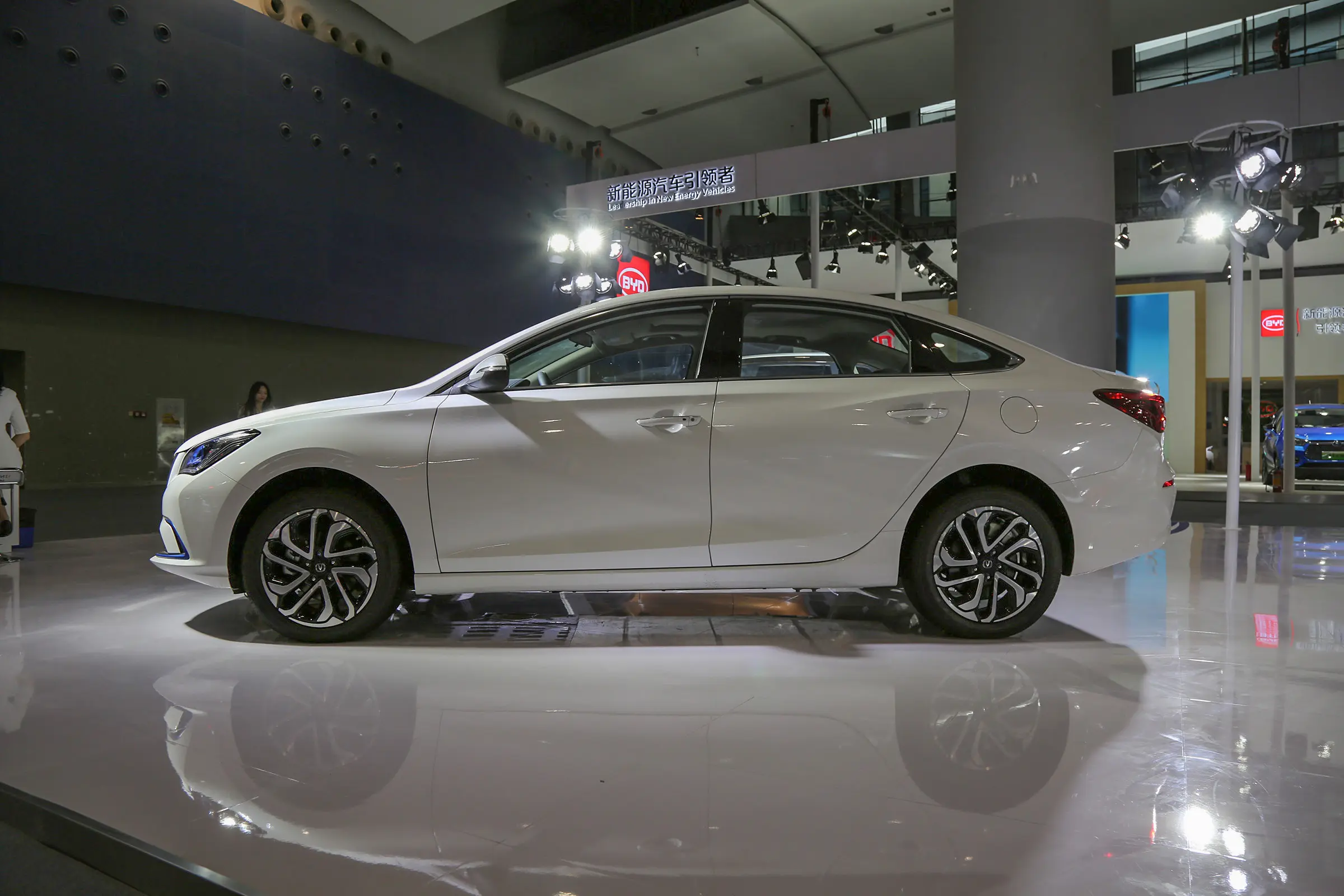 Get Ahead of the Competition with the Changan Eado EV460 2024 Sedan A Energy Vehicle