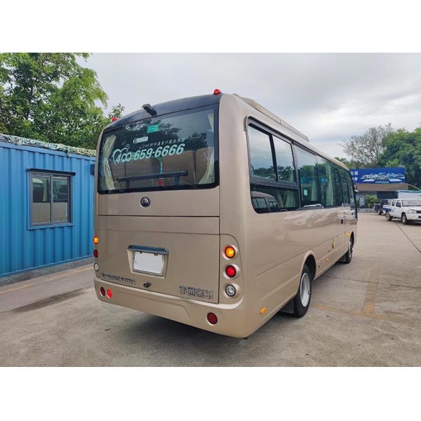 Использованный мини-автобус на 19 мест, дизельное топливо, с механической коробкой передач