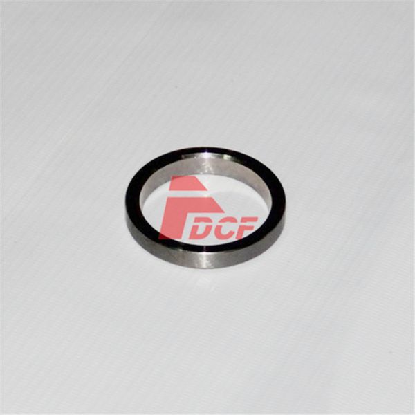 H06C Engine Valve Seat 11131-1230 11135-1420 For Hitachi Excavator Engine Parts