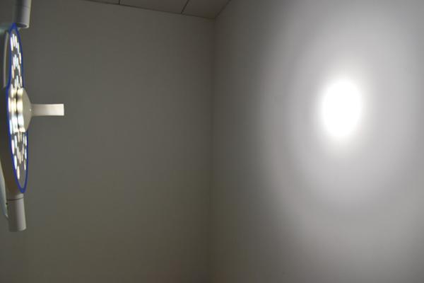Medicina Clínica Equipamento Médico Série V Dual controle LED sem sombra Luz de operação 700700