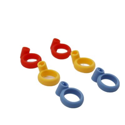 Anel de dedo de silicone suave colorido Manga de aprendizagem Bastões de almoço Auxiliar para crianças personalizadas