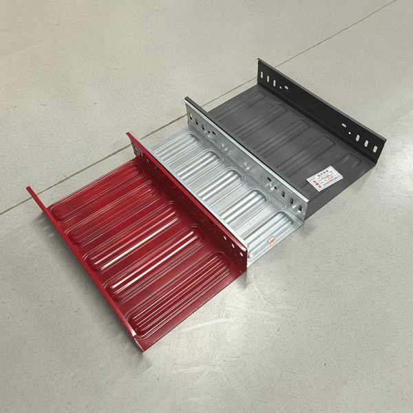 UL94 V-0 Fire Resistance Cable Tray Industrial Metal Cable Trough Customized Solution