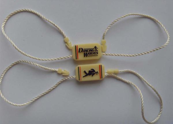 A roupa plástica Hang Tags Fasteners Apparel Hang do produto feito sob encomenda etiqueta fornecedores