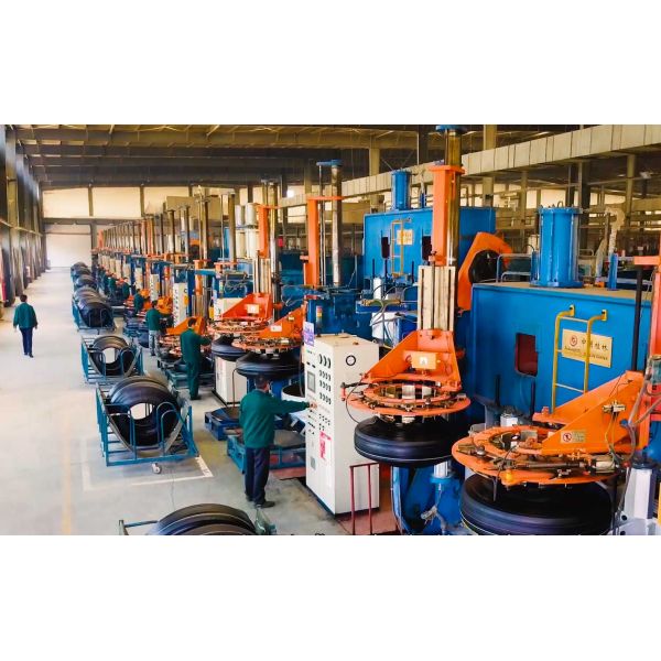 Тележка Aulice 8.25R16 Semi утомляет все покрышки стальных покрышек тележки положения приводного колеса стальные