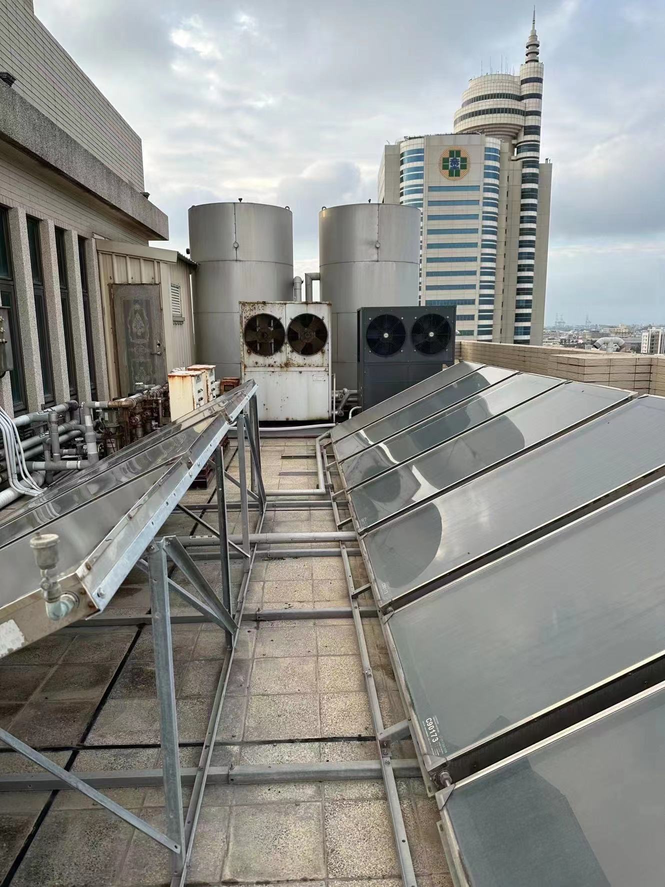 38KW Side Discharge Heat Pump Commercial Hot Water Air Source Heat Pump