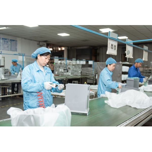 Componentes electrónicos de plástico Revestimientos piezas de moldeo por inyección