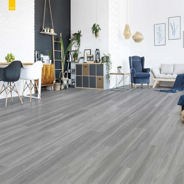 Fácil de manter 7mm 8mm 12mm Luxury Vinyl Tile para interiores modernos em estilo europeu