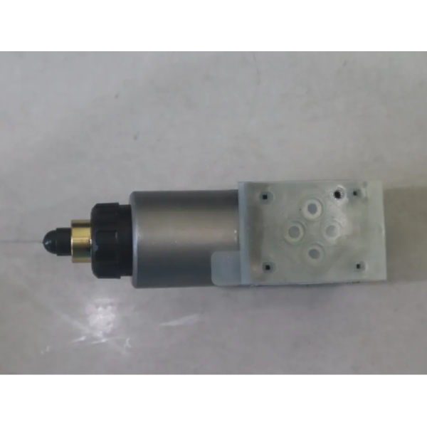 DBET-61/350YG24K4M Hydraulic proportional direct acting relief valve made in Germany by Rexroth