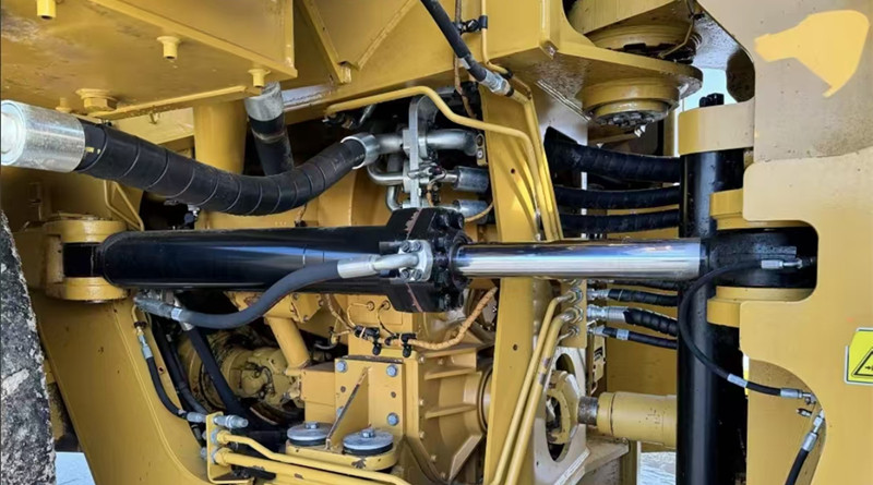 Caterpillar 990 992 993 Подержанный погрузчик 110000kg Колесный погрузчик Строительная техника