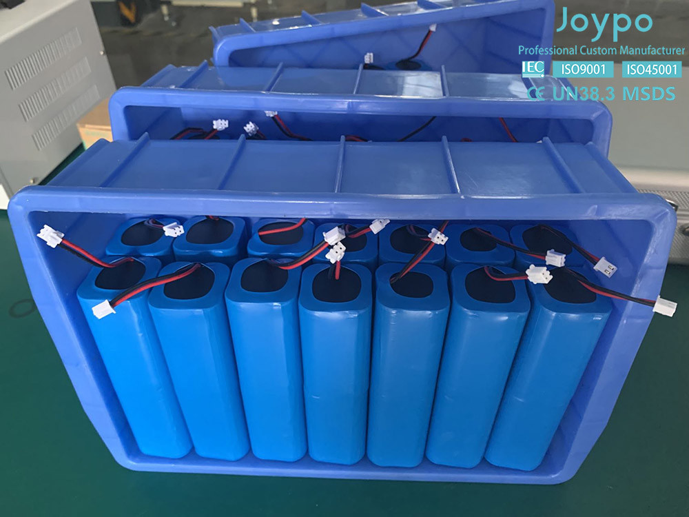 3.7V 18650 OEM литийная батарея 14.8V 5000mAh 4S2P для робота газонокосилки