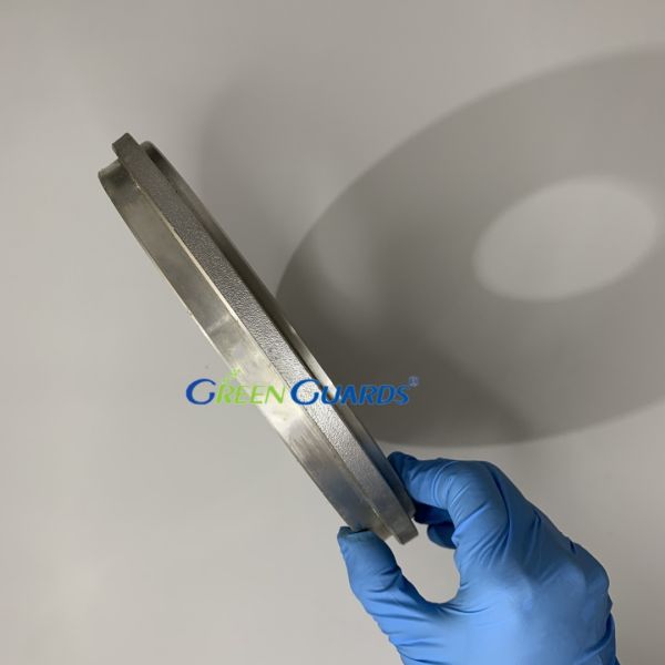 Résistant à l'écoulement des débris