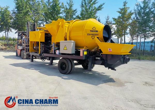 Easy Operate Diesel Concrete Mixer Pump , JBS40R 40m3/H Cement Mixer And Pump