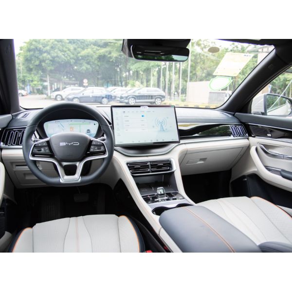 BYD Гибридный городской автомобиль Автомобиль 5 мест 4×2 Автоматическая коробка передач