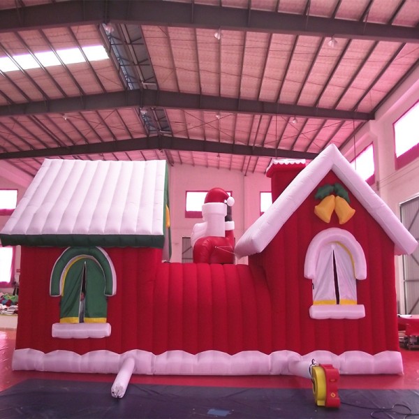 Giant Inflatable Santa House Decoration for Christmas Festivals Malls and Outdoor Events