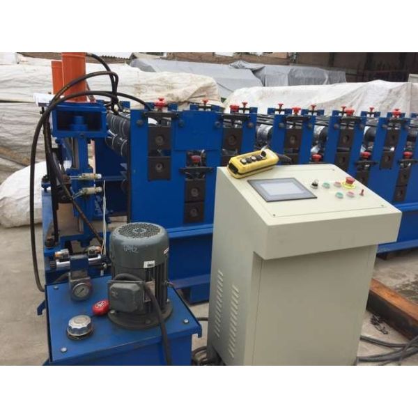 Прочная плитка крыши делая машиной крышу двойной застеклять обшить панелями крен